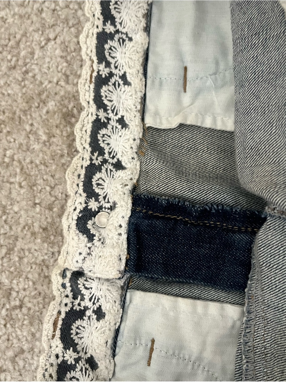 Women’s Denim Skirt with Plaid Ruffle & Hello Kitty Pocket size 27 - Picture 3 of 5